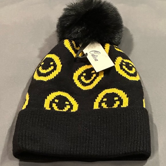 Cozy Glam Ivory Or Black Smiley Face Beanie w/Pom Pom NWT main image 11